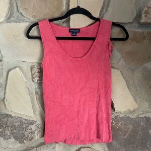 Ann Taylor Pink Ribbed Tank Top Sleeveless Scoop Neck Basic Layering Tee